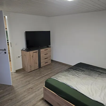 Ebert アパート *